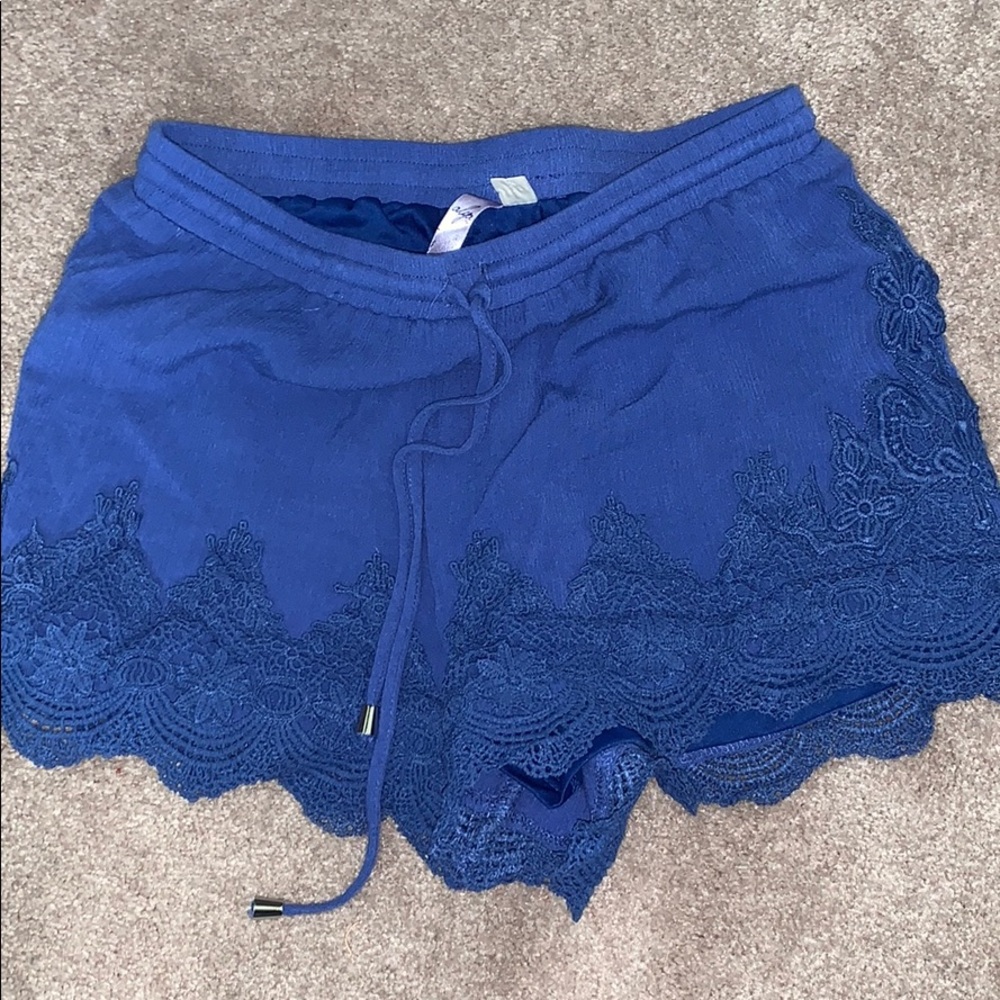 Francescas shorts size small blue